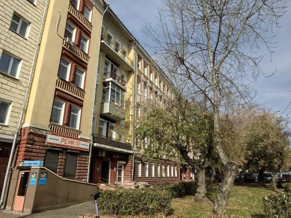 В Красноярске фасады 60 домов начали готовить к капитальному ремонту