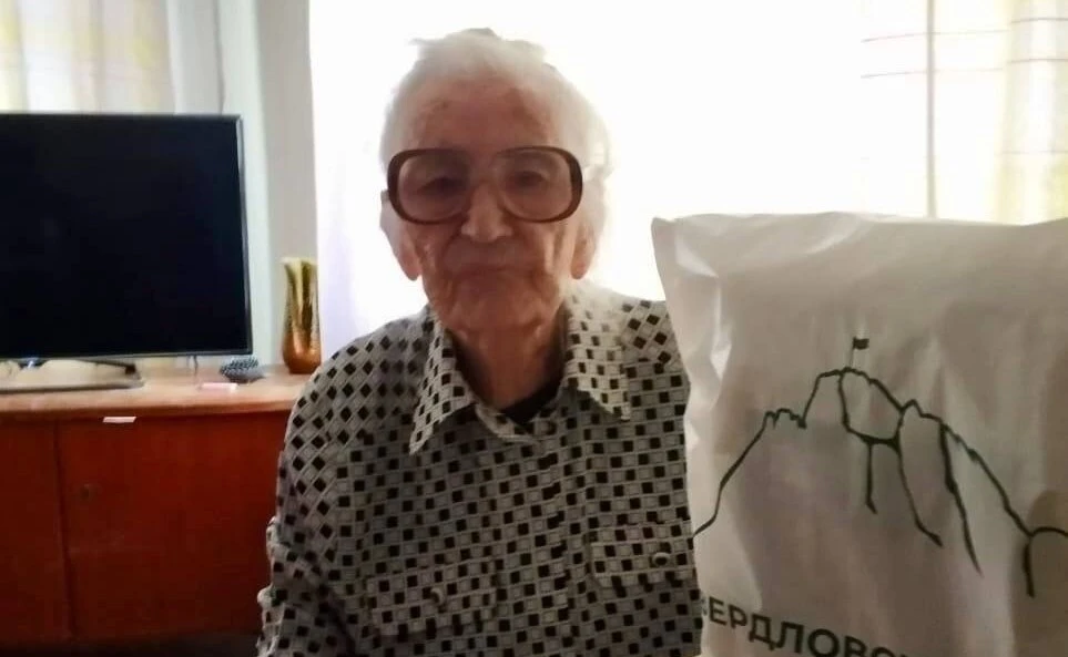 В Красноярске поздравили ветерана с 103-летием