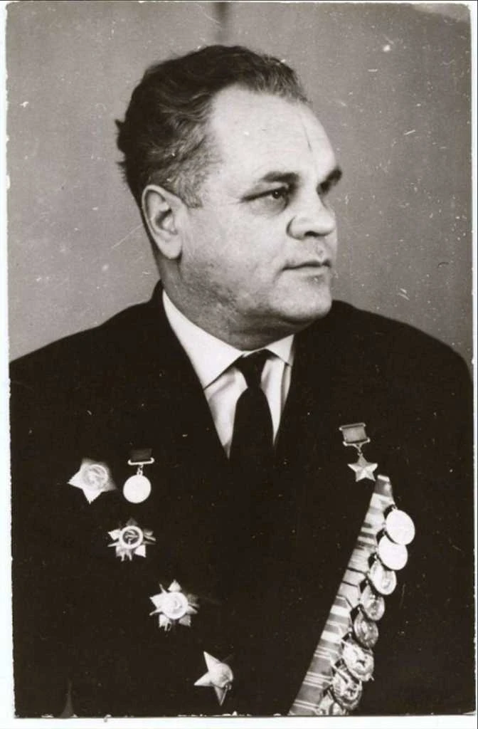 Мартынов.jpg