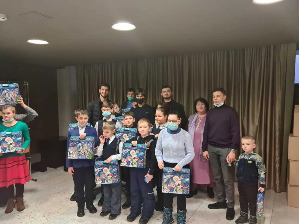 20211220-карнавал для детей с овз (3).jpg