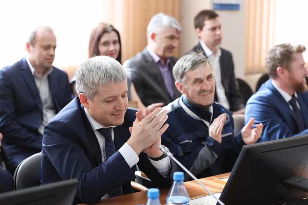 награждение3.jpg награждение3.jpg