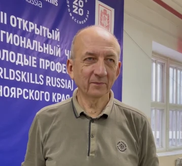 Олег Лебедев.png