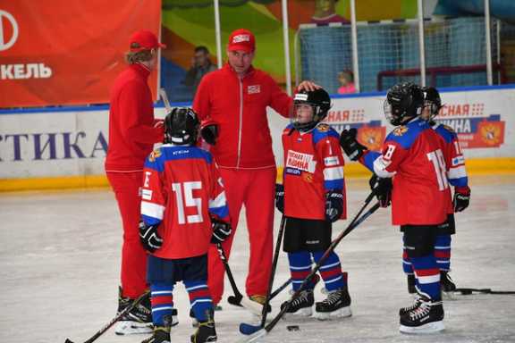 В Норильск прибывает «Красная машина» хоккейных звёзд