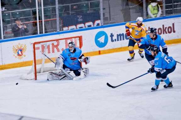 В Красноярске появится «канадская» хоккейная площадка