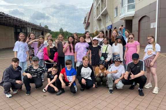 Лето с пользой: открытие сезона оздоровительного отдыха для детей работников СУЭК в Кузбассе