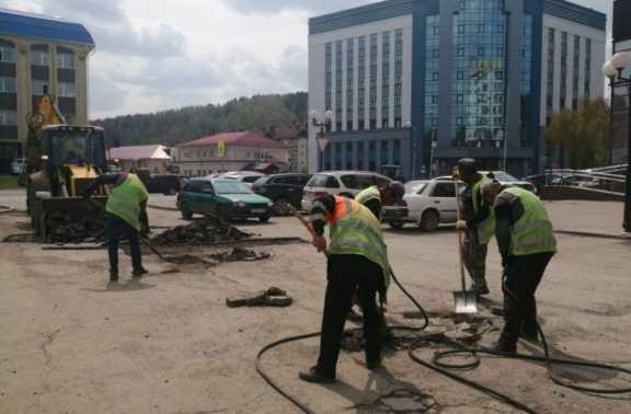 Ямочный ремонт начали в Горно-Алтайске
