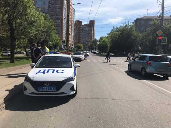 В Красноярске сбили велосипедистку на пешеходном переходе