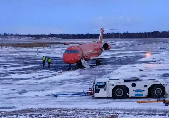 Взлетевшее в Томске воздушное судно вернулось в аэропорт вылета