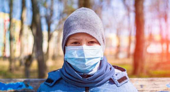 Детей Томска стараются обезопасить от гриппа и ОРВИ