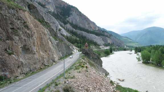 В Республике Алтай отремонтируют подъезд к Телецкому озеру 