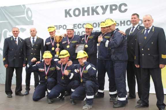 На состязаниях в Кузбассе определены лучшие горноспасатели на открытых горных работах 