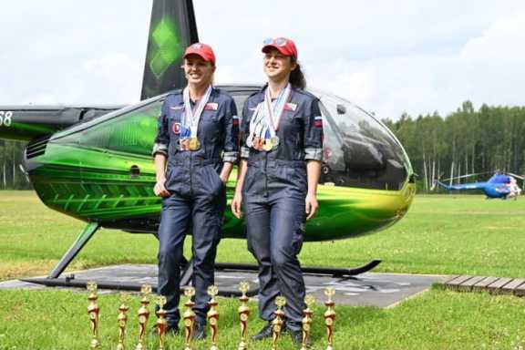 Женщины-пилоты из Новосибирска выиграли Чемпионат России по вертолётному спорту 