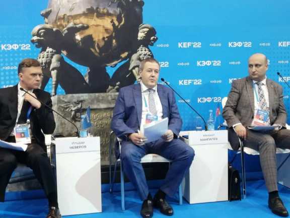 Бездымный брикет СУЭК представили участникам экологической площадки Красноярского экономического форума