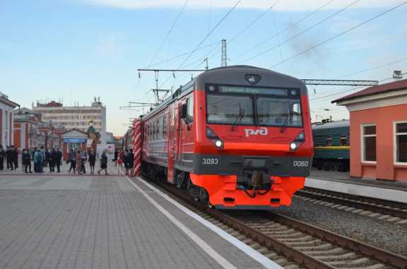 В период паводка Алтайский край и Новосибирскую область свяжут дополнительные поезда