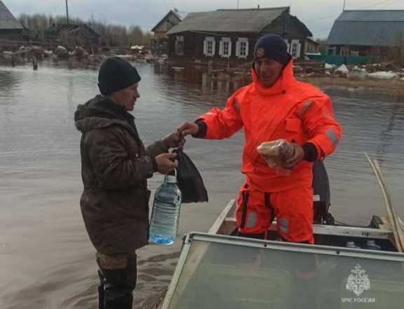 В Иркутской области остаются затоплены дома почти 300 жителей