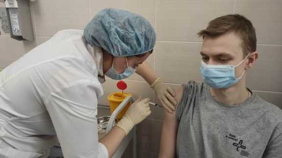 В Красноярске 75 % студентов СФУ старше 18 лет привиты от коронавирусной инфекции