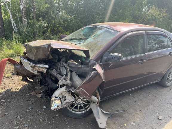 В Туве в ДТП попала машина с подростками