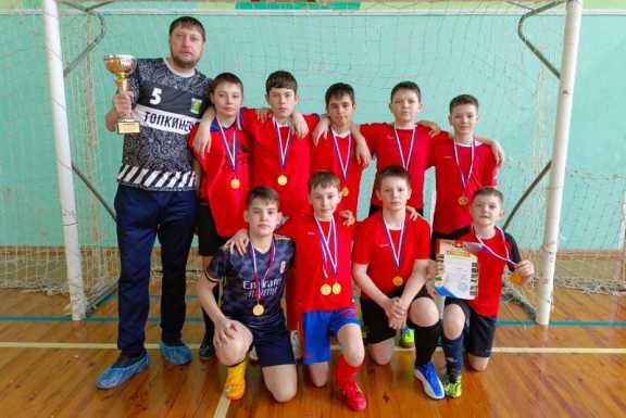 Детско-юношеская команда клуба «Сибцем» стала лидером первенства города Кемерово по мини-футболу