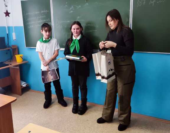 Школьников с юга Красноярского края поздравили с победой в заповедной викторине 