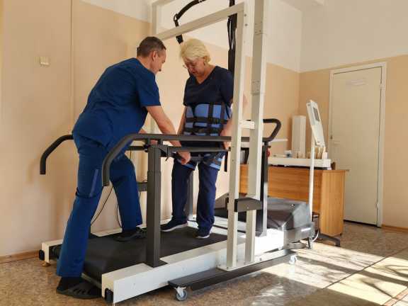 Кузбасских больных реабилитируют «умные» тренажёры
