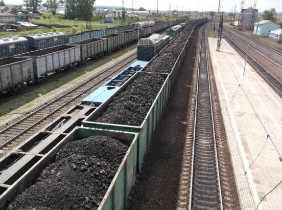 В Омске под колёсами поезда погибла 55-летняя женщина   