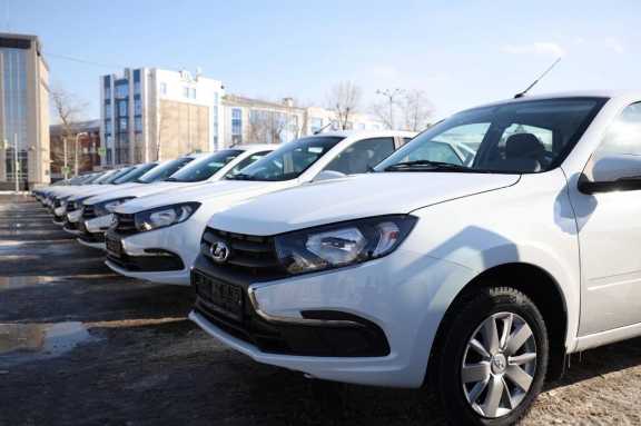 Больницы Иркутской области получили 59 авто