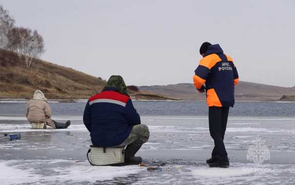 В Хакасии в ближайшее время закроется зимняя рыбалка