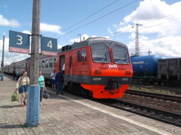 В Новосибирске на майские праздники изменится расписание пригородных поездов
