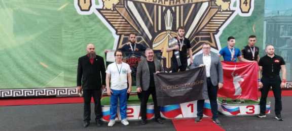 Красноярские спортсмены завоевали 8 медалей чемпионата России по панкратиону