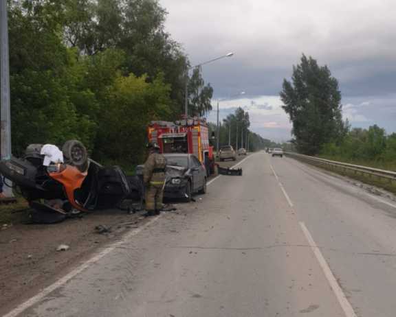 Под Новосибирском в ДТП с каршеринговым автомобилем погибли люди