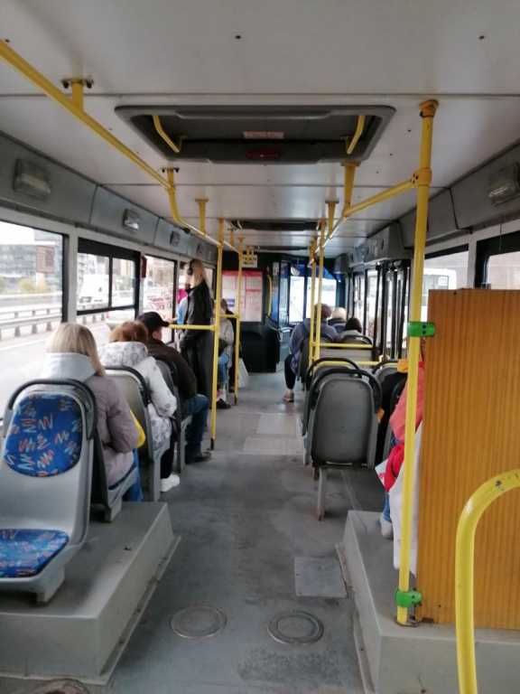 Красноярский депутат предложил снизить цену на проезд в автобусах без кондиционера