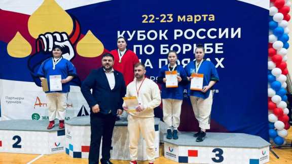 Спортсменка из Хакасии – бронзовый призёр Кубка России по борьбе на поясах