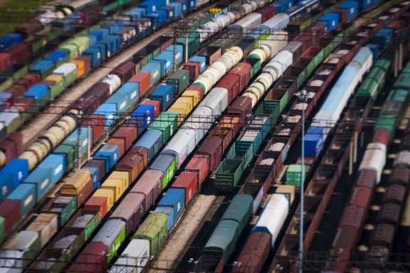 Со станций Красноярской железной дороги в 2021 году отправлено более 238 тысяч контейнеров ДФЭ 