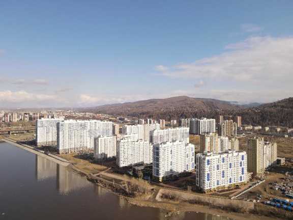 Квартиры в новостройках Красноярска больше среднероссийских и продолжают расти