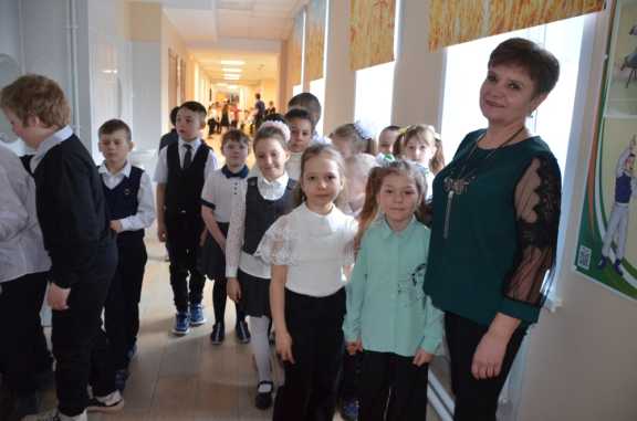 После капитального ремонта школа в Кузбассе получила современные лаборатории
