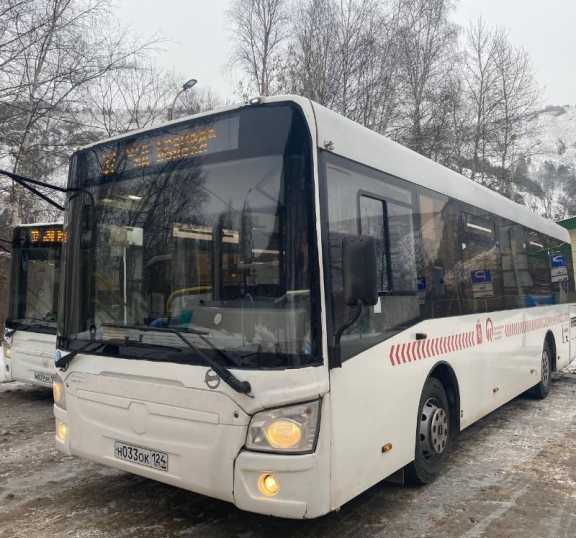Ситуация на дорогах Красноярска после снегопада