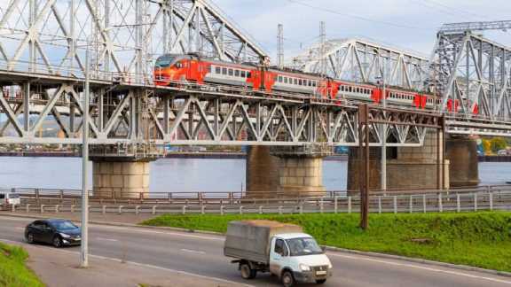 Движение поездов в Красноярске восстановили после схода 5 вагонов