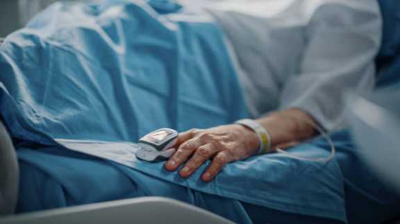 10 человек с «короной» госпитализировали за неделю в Туве