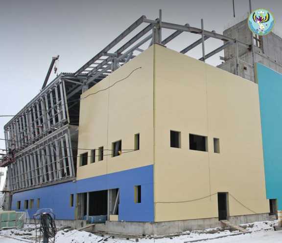 В Горно-Алтайске завершается строительство физкультурно-оздоровительного комплекса