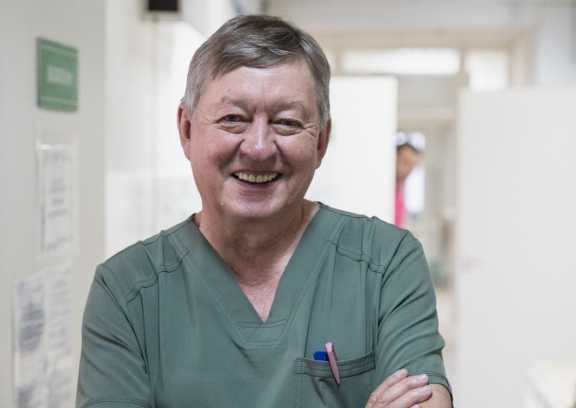 Нейрохирург из Томска стал Заслуженным врачом России