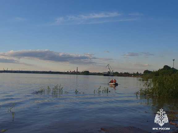 Жители Томской области переживают из-за поднятия уровня воды в реке