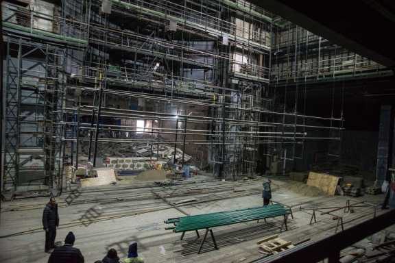 В Омске продолжается ремонт самого крупного объекта в области