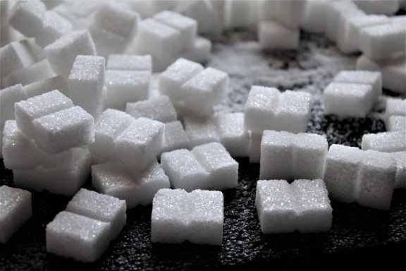 Губернатор Омской области рассказал, куда пропал сахар из магазинов