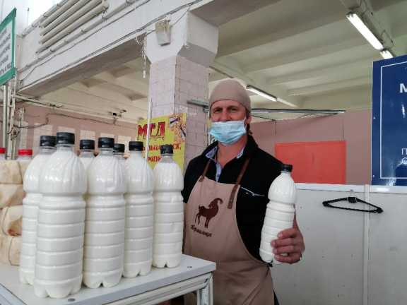 В Омске создают условия для торговли сельхозтоварами от производителей
