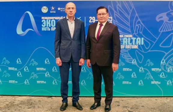 Глава Республики Алтай и Полномочный посол Монголии в России обсудили перспективы сотрудничества
