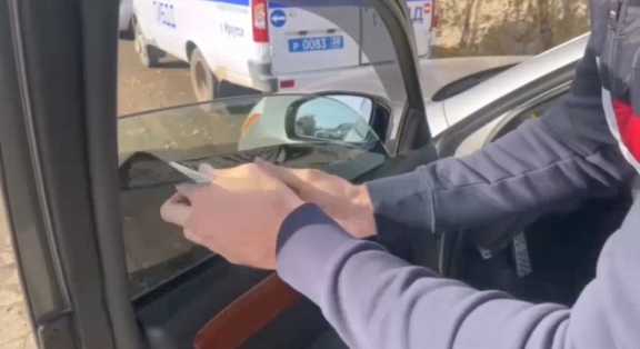 В Иркутской области поймали 313 водителей с тонировкой