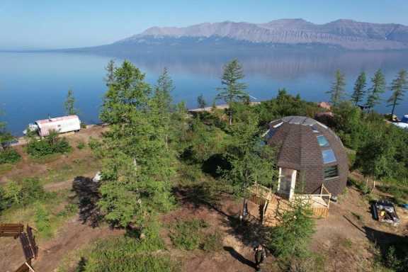 На севере Красноярского края открыли визит-центр на озере Лама близ плато Путорана