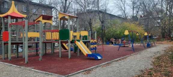 59 детских и спортивных площадок обновят в Иркутске