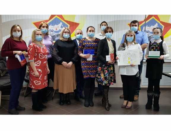В Красноярском крае на Бородинском разрезе наградили участников творческих конкурсов в сфере ЗОЖ и корпоративной культуры