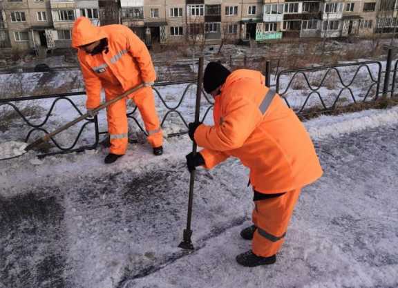 В Красноярске не могут справиться с гололёдом